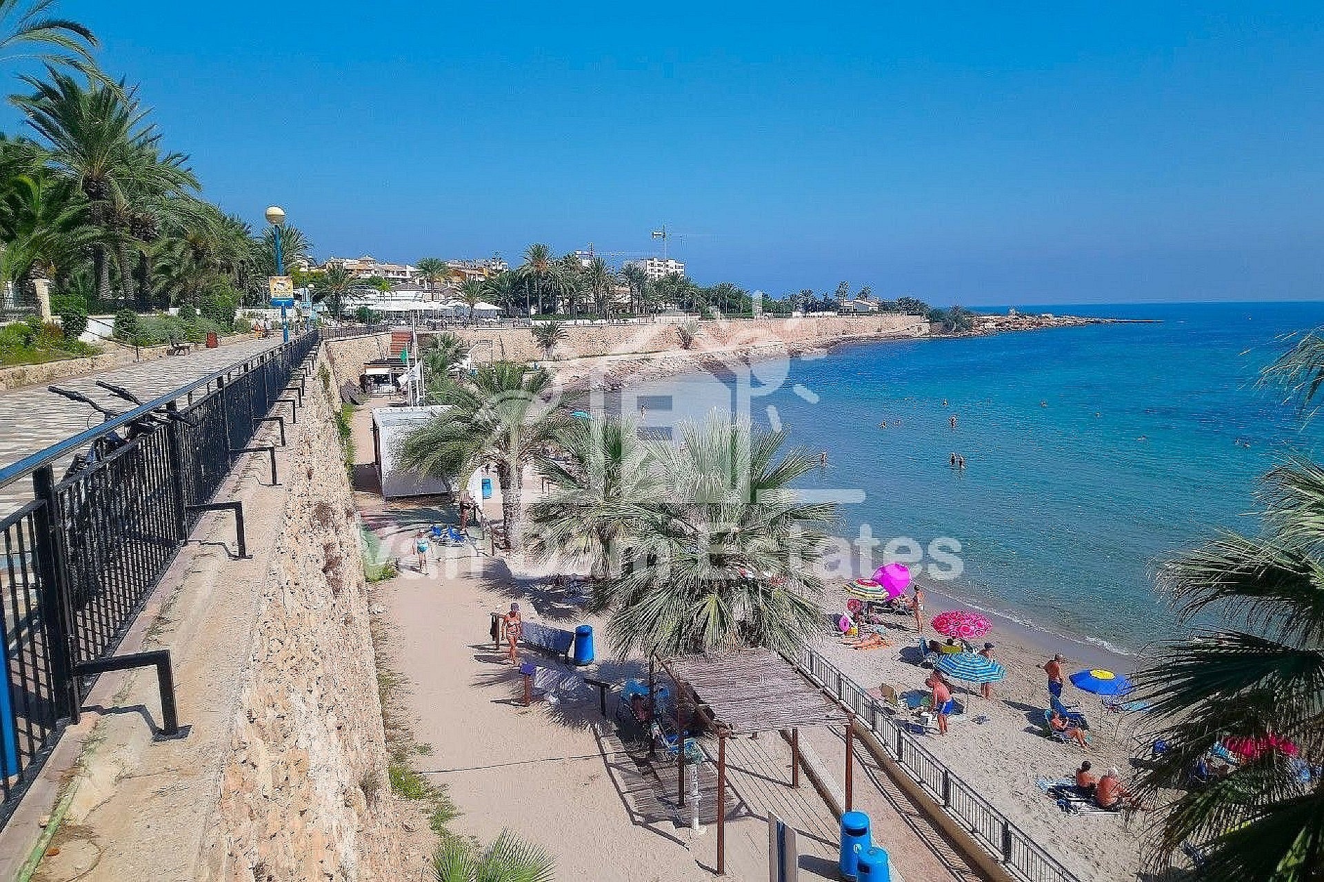 Resale - Apartment / Flat -
Los Altos - Costa Blanca
