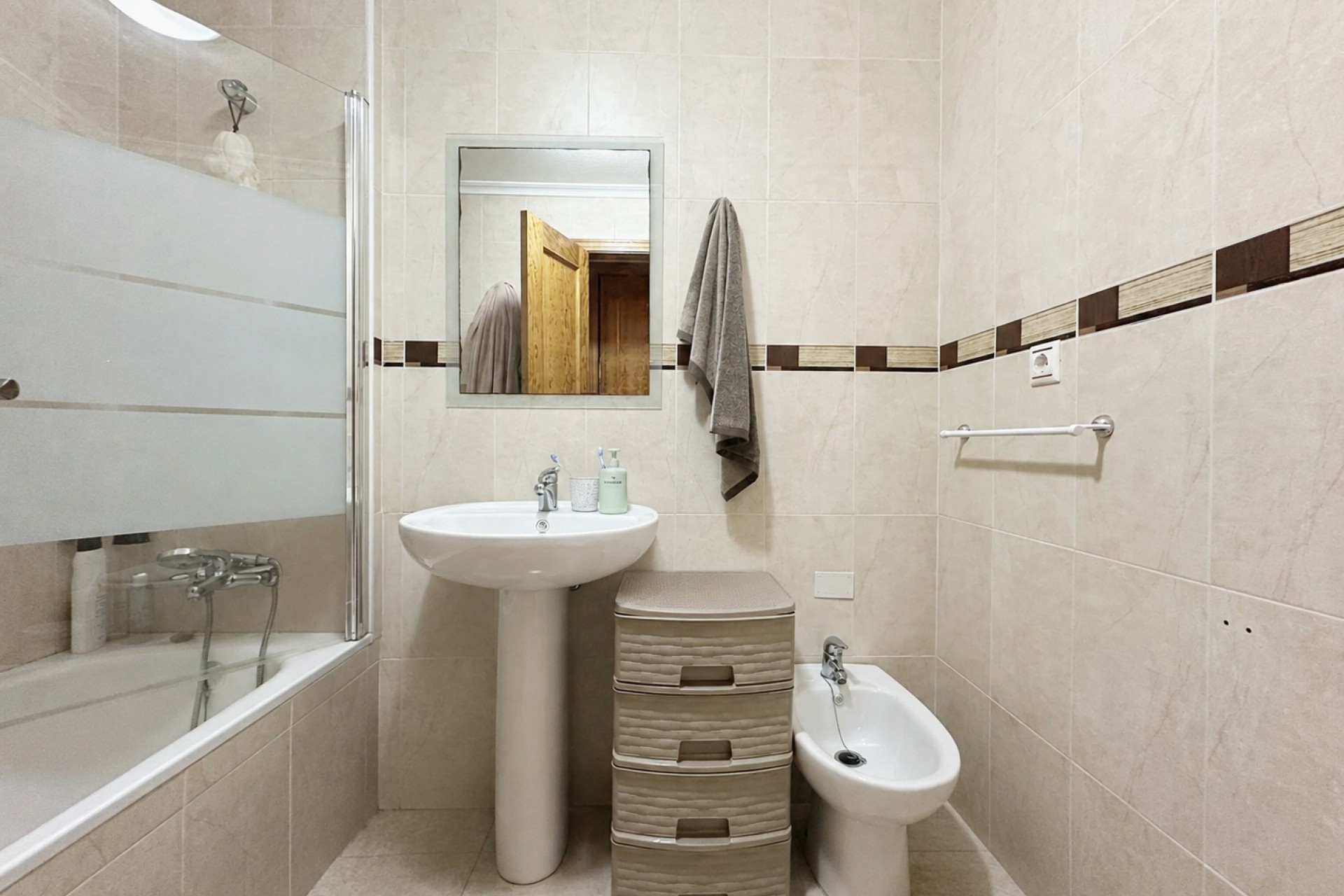 Resale - Apartment / Flat -
Los Altos - Dream Hills - Dream Hills 2