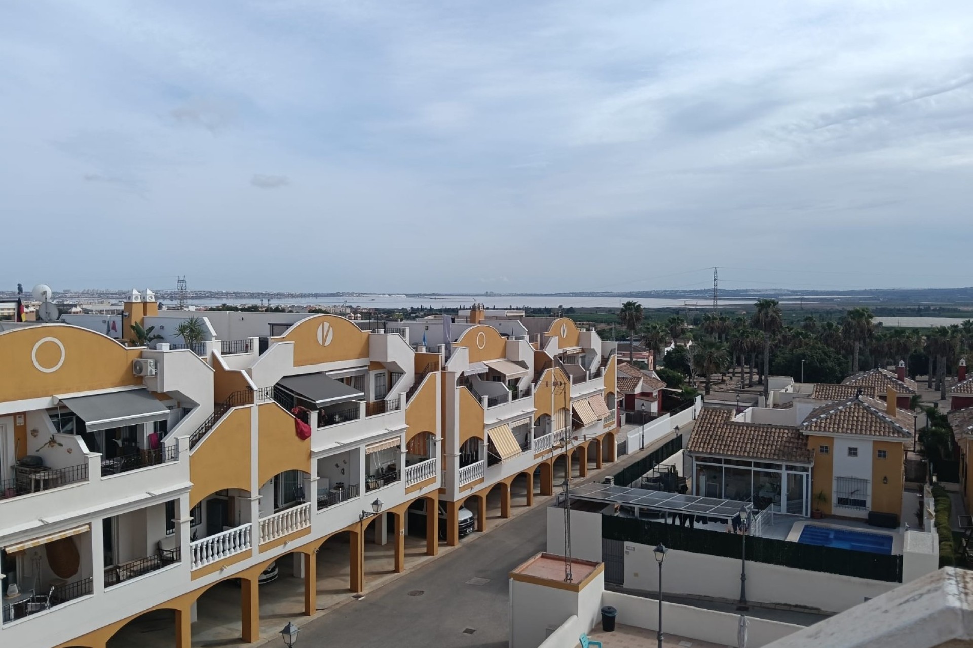 Resale - Apartment / Flat -
Los Montesinos - Urbanizacion montesol