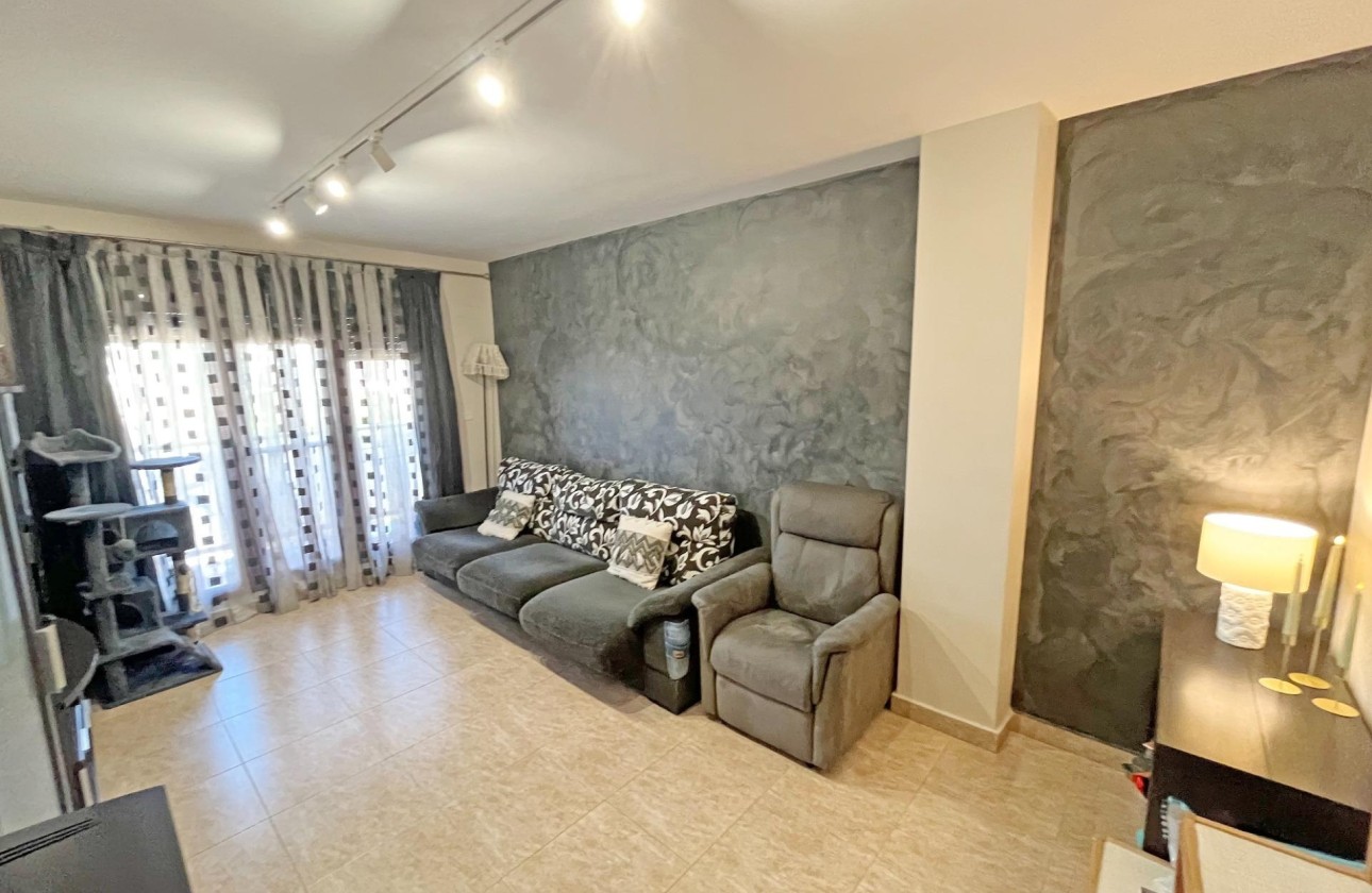 Resale - Apartment / Flat -
Novelda - Barrio San Roque