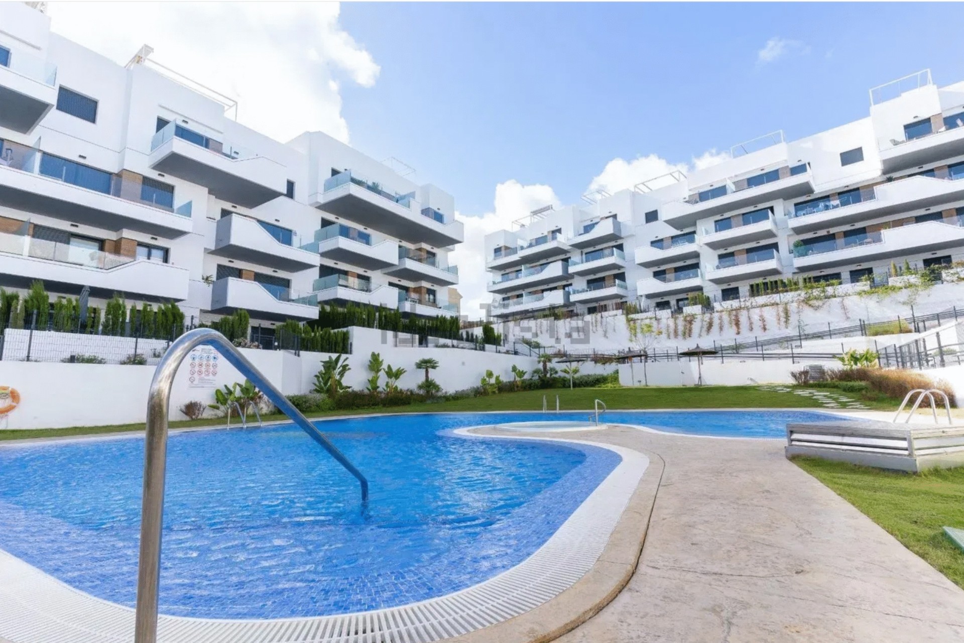Resale - Apartment / Flat -
Orihuela Costa - 0