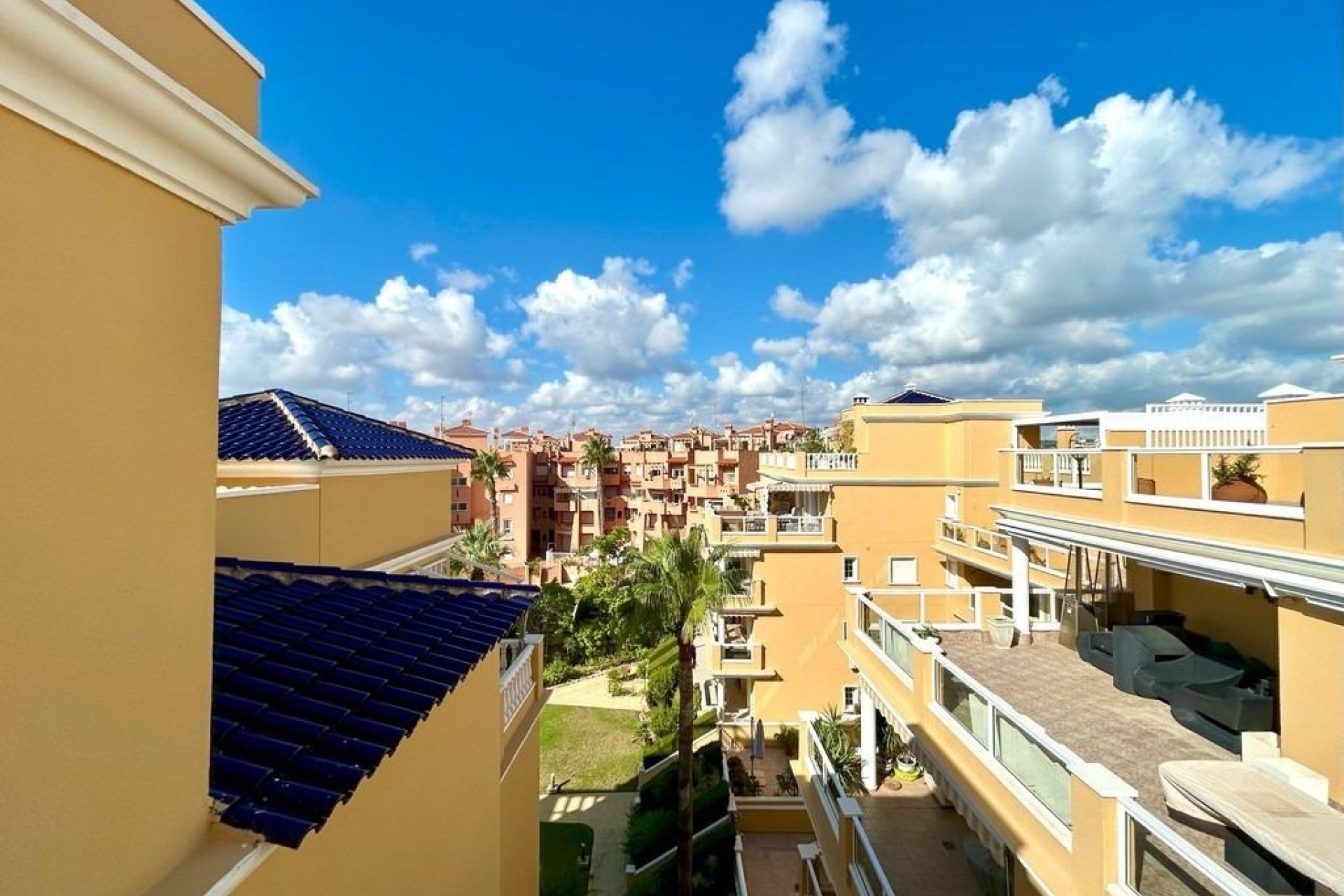 Resale - Apartment / Flat -
Orihuela Costa - Aguamarina
