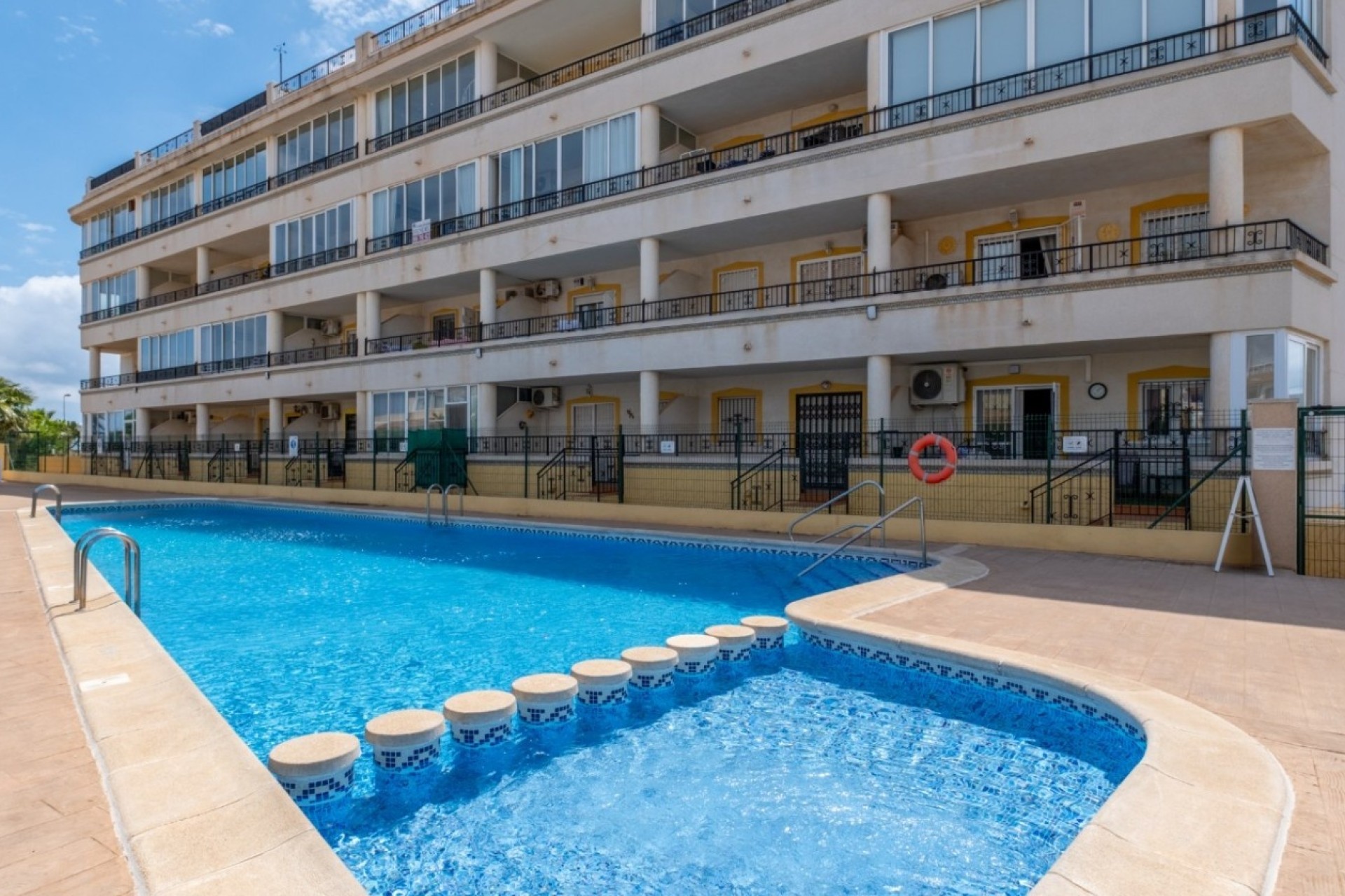 Resale - Apartment / Flat -
Orihuela Costa - La Florida