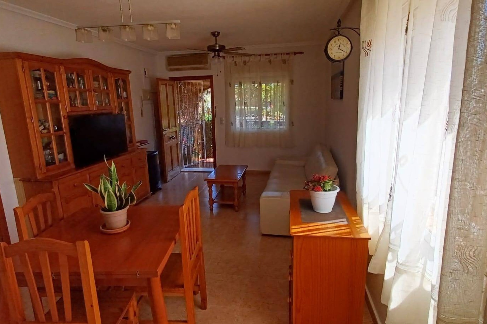 Resale - Apartment / Flat -
Orihuela Costa - La Florida