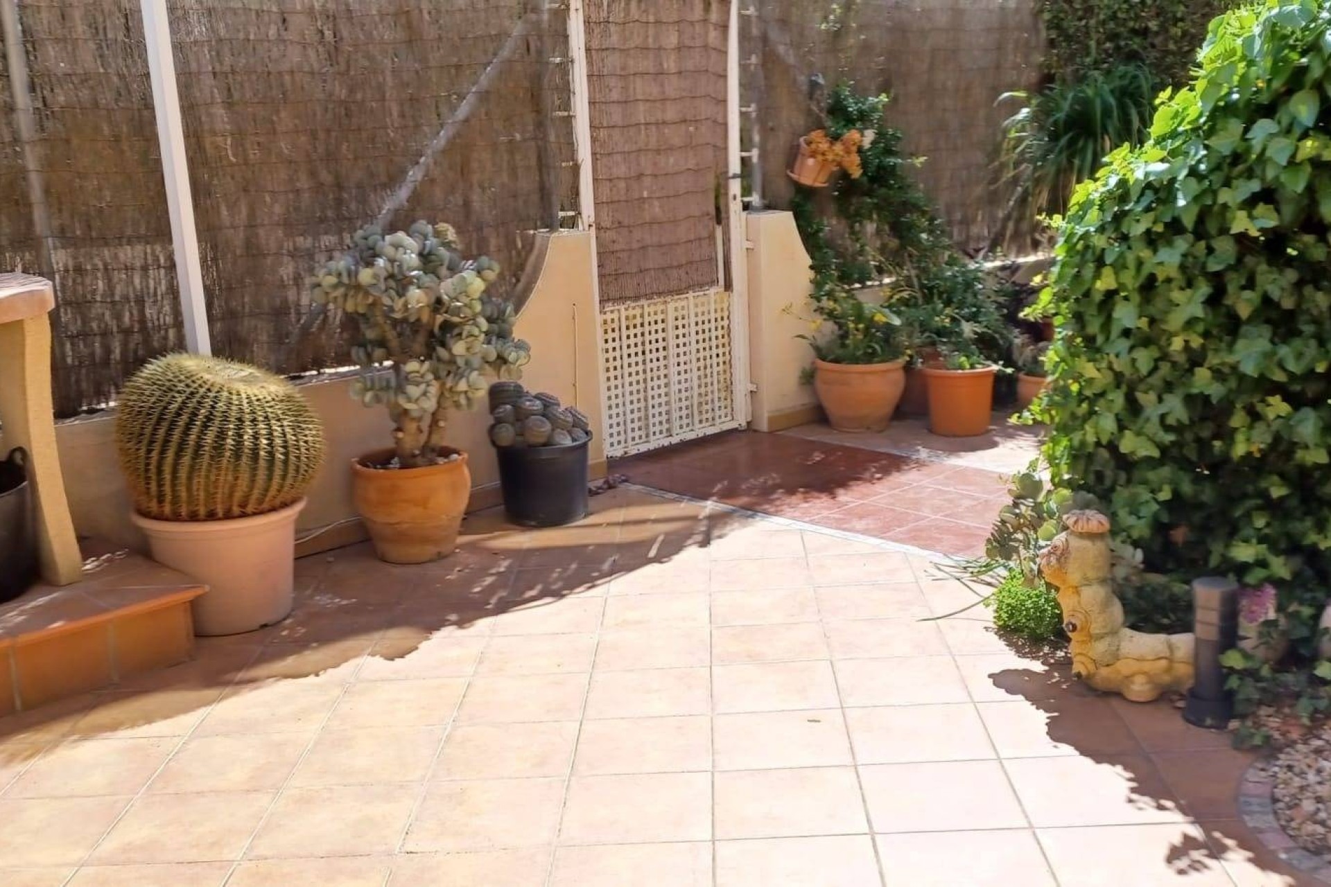 Resale - Apartment / Flat -
Orihuela Costa - La Florida