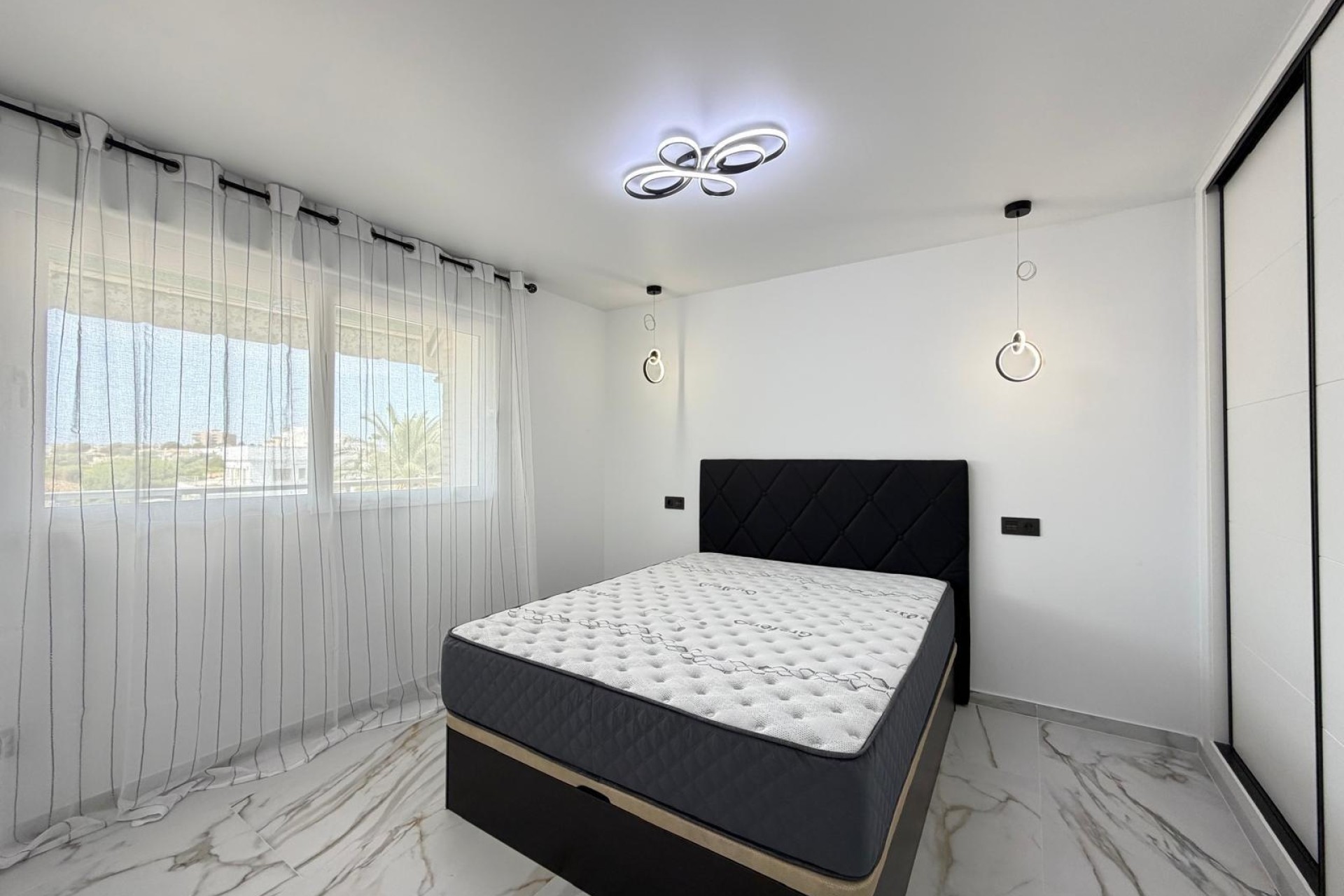 Resale - Apartment / Flat -
Orihuela Costa - La Zenia