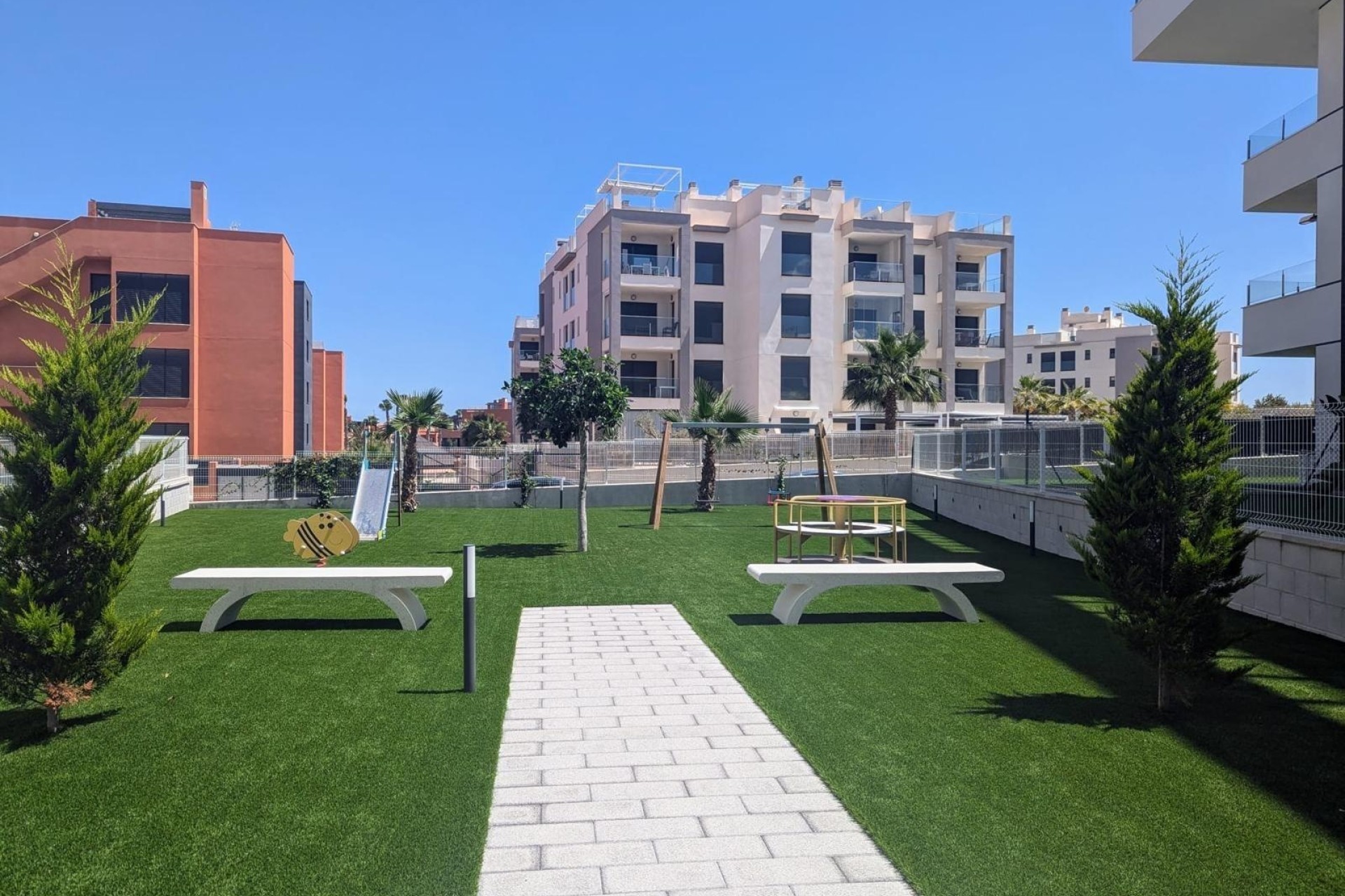Resale - Apartment / Flat -
Orihuela Costa - Las Filipinas