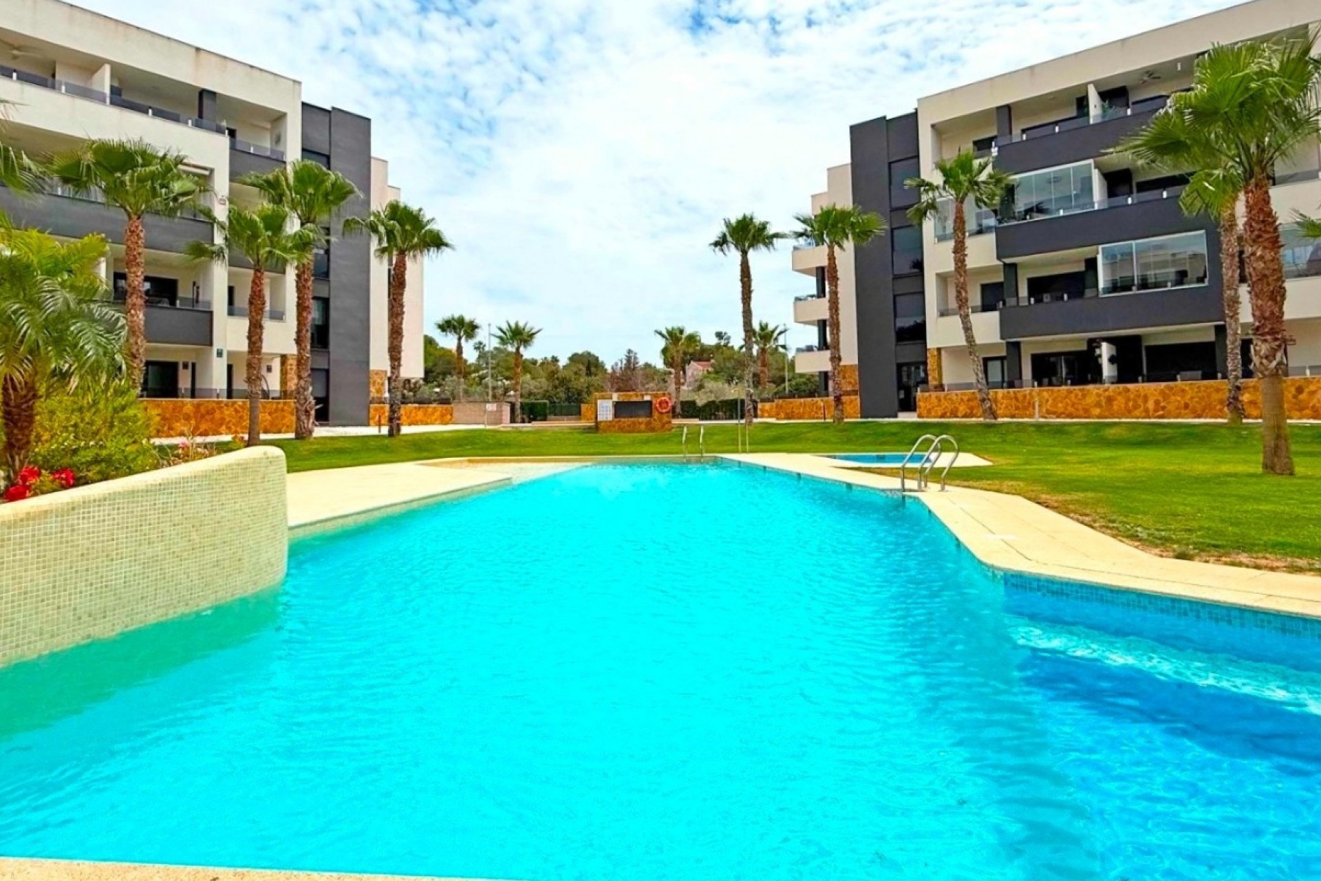 Resale - Apartment / Flat -
Orihuela Costa - Los Altos