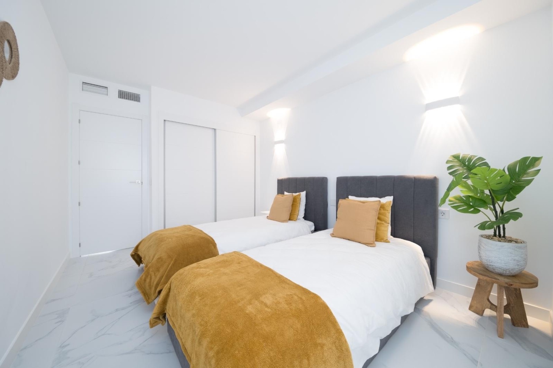 Resale - Apartment / Flat -
Orihuela Costa - Punta Prima