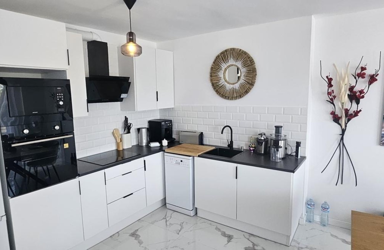 Resale - Apartment / Flat -
Orihuela Costa - Punta Prima