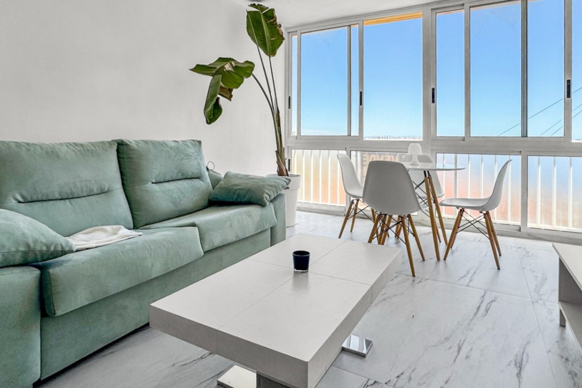 Resale - Apartment / Flat -
Orihuela Costa - Punta Prima