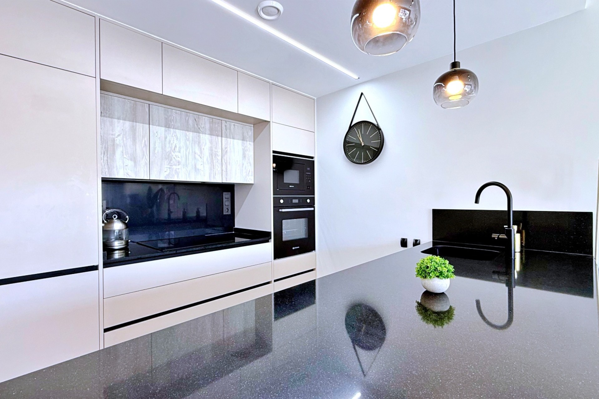 Resale - Apartment / Flat -
Orihuela Costa - Punta Prima