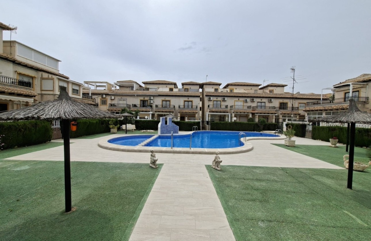 Resale - Apartment / Flat -
Orihuela Costa - Punta Prima