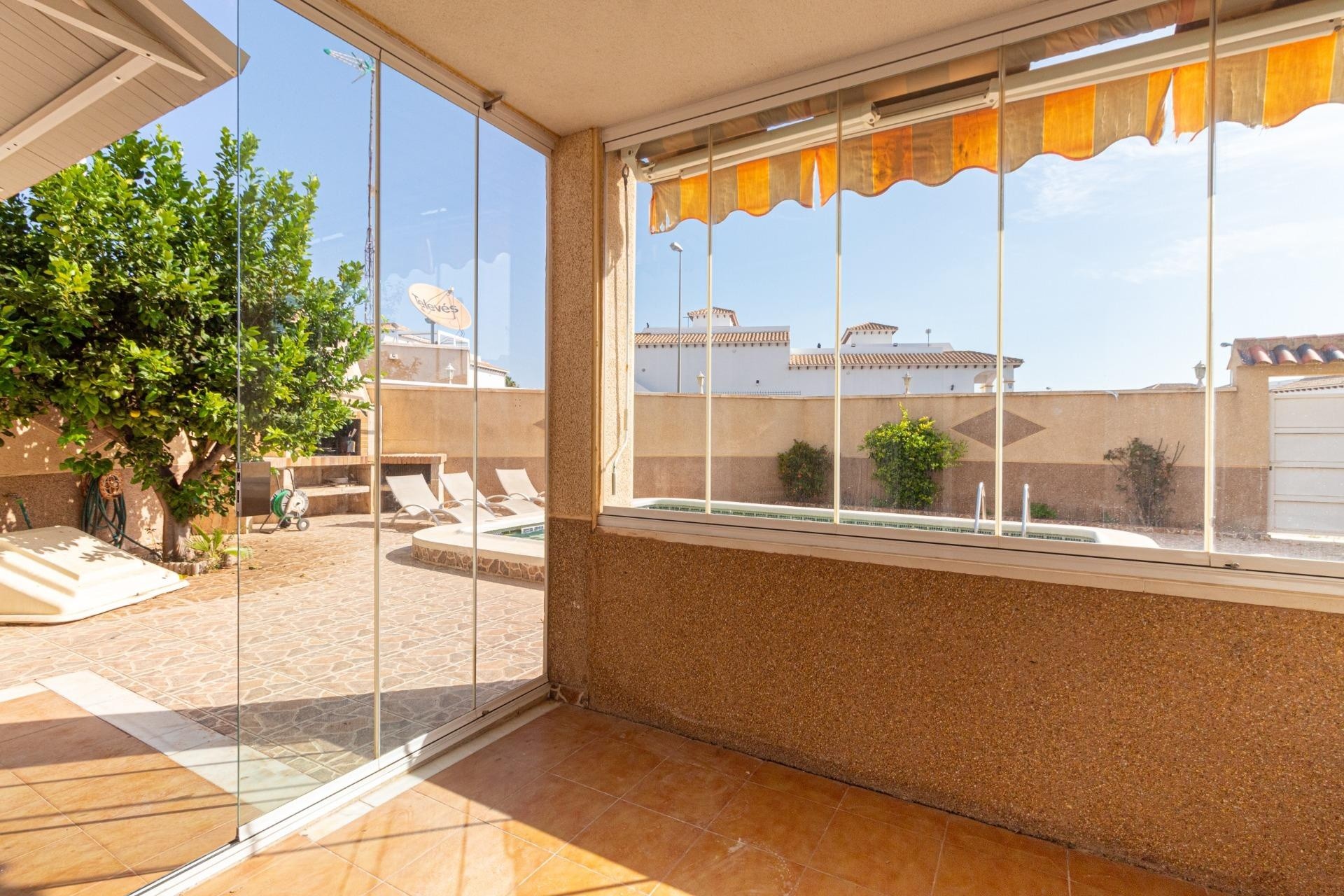 Resale - Apartment / Flat -
Orihuela Costa - Punta Prima