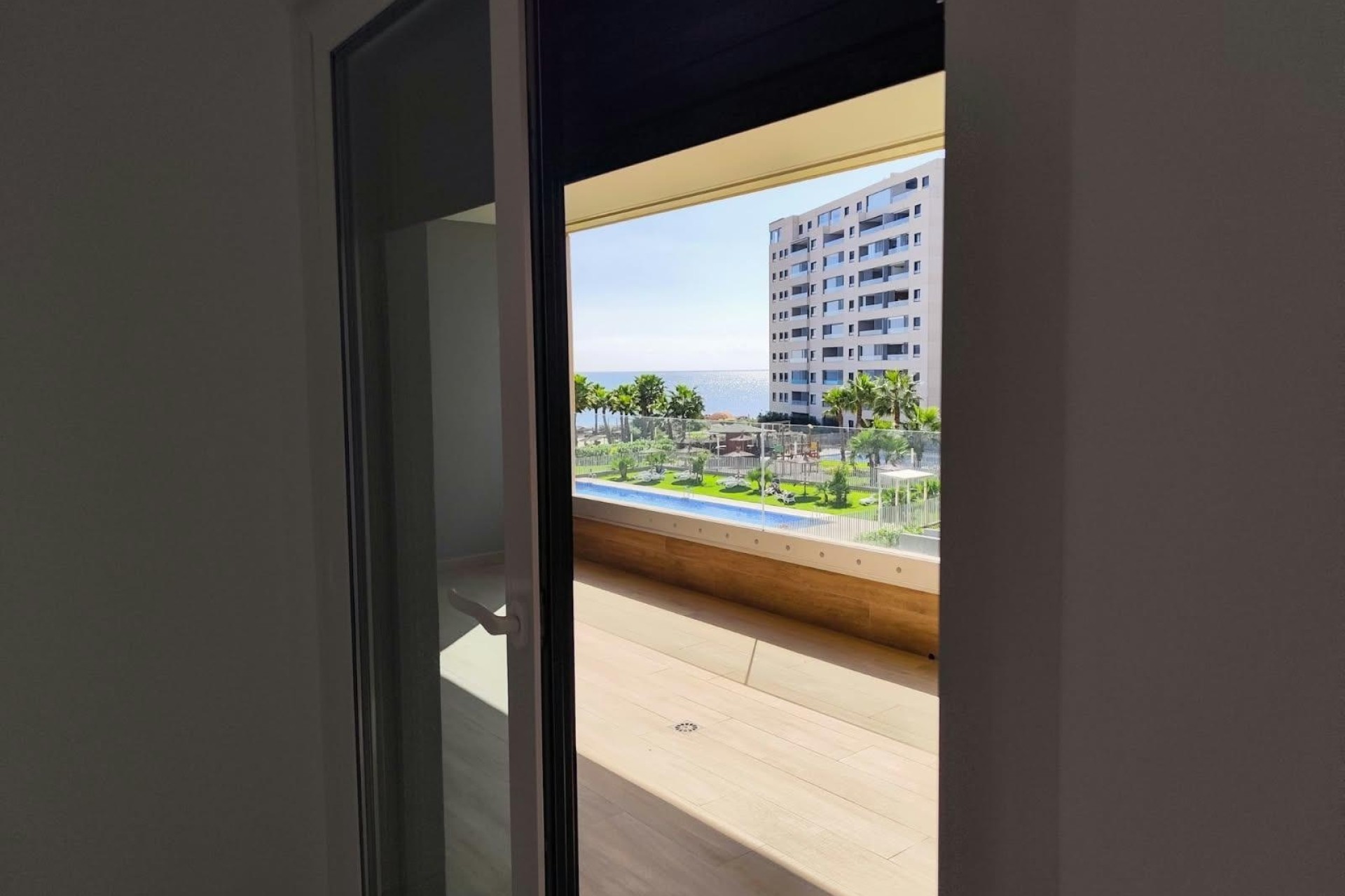 Resale - Apartment / Flat -
Orihuela Costa - Punta Prima