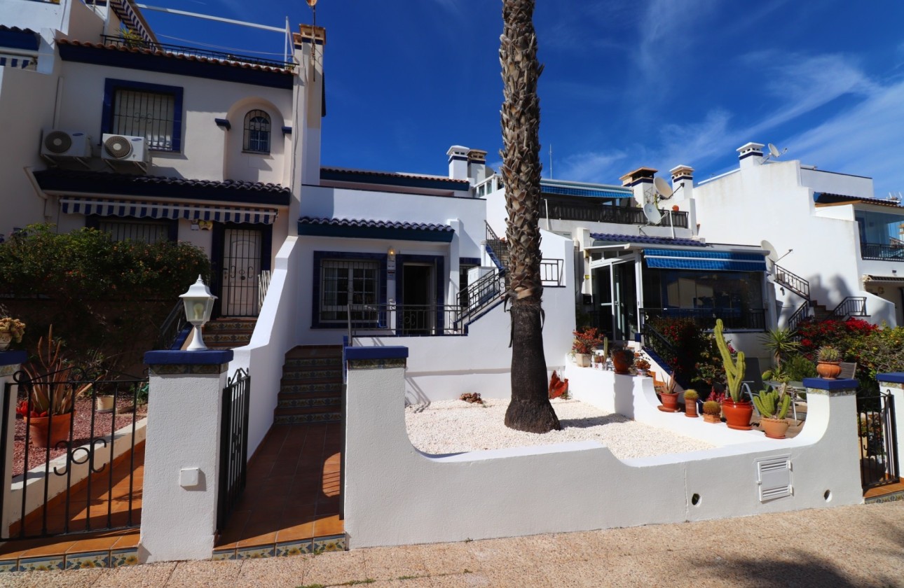 Resale - Apartment / Flat -
Orihuela Costa - Villamartin