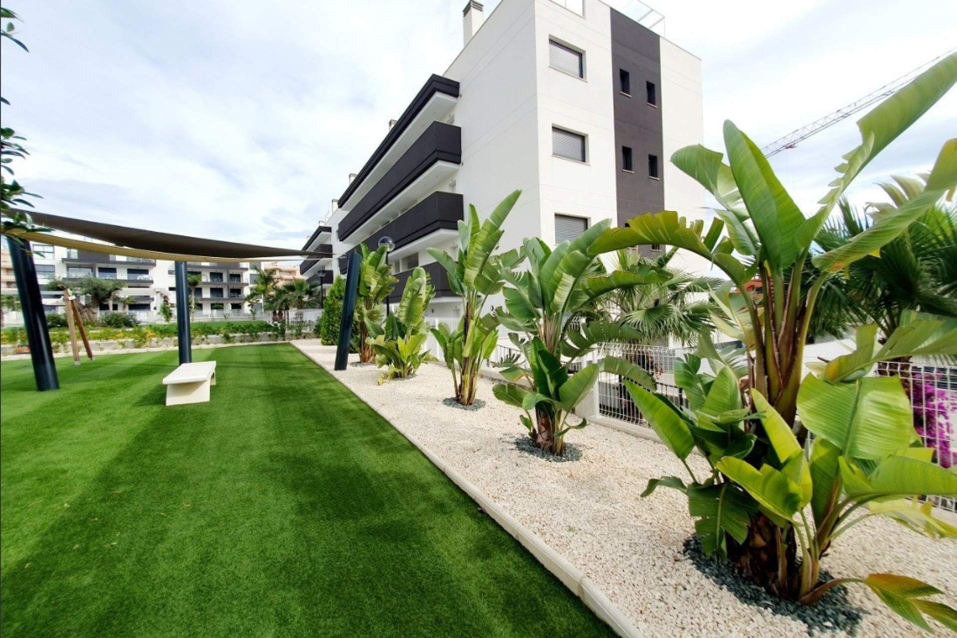 Resale - Apartment / Flat -
Orihuela Costa - Villamartín