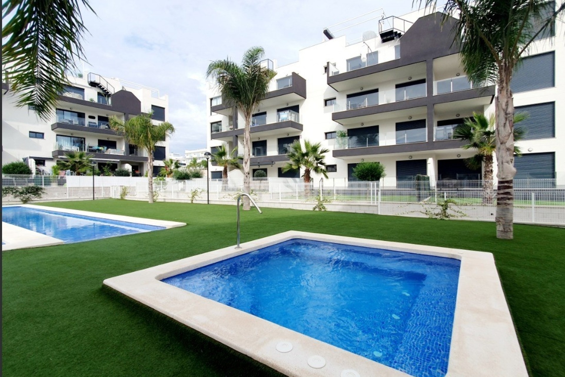 Resale - Apartment / Flat -
Orihuela Costa - Villamartín