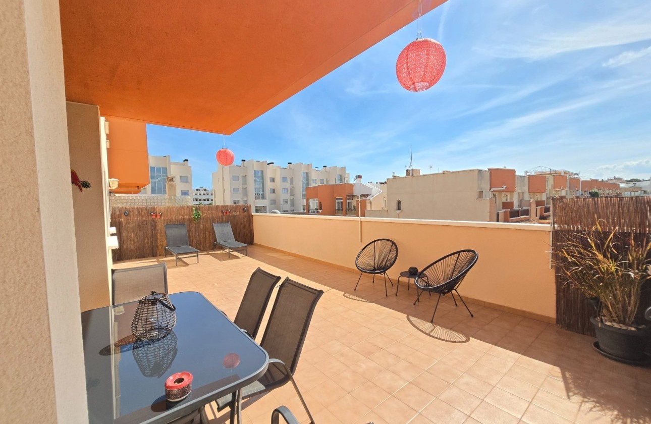 Resale - Apartment / Flat -
Orihuela Costa - Villamartín *