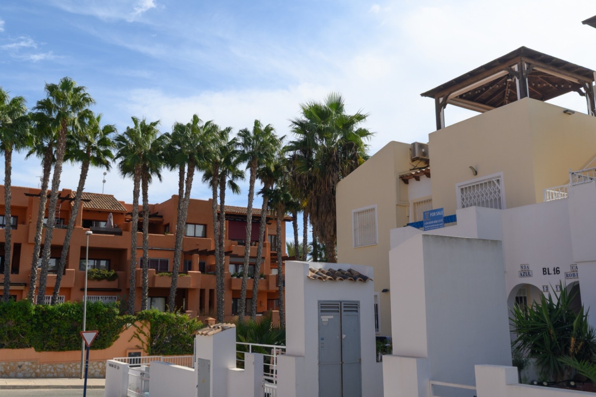 Resale - Apartment / Flat -
Orihuela Costa - Villamartín