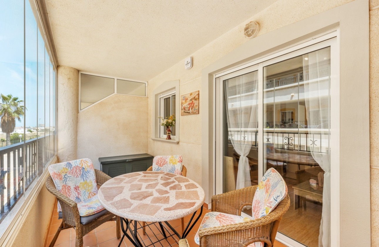 Resale - Apartment / Flat -
Orihuela Costa