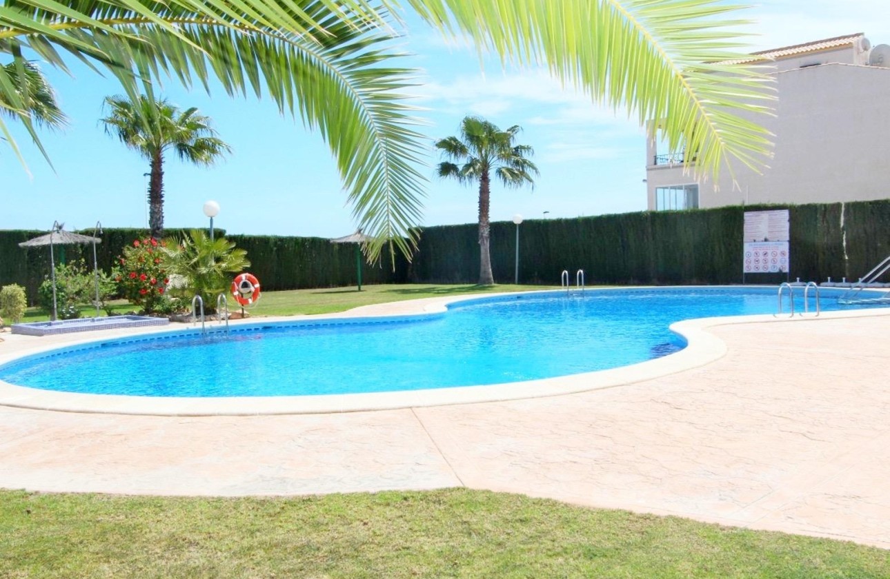 Resale - Apartment / Flat -
Orihuela - Los Balcones Y Los Altos