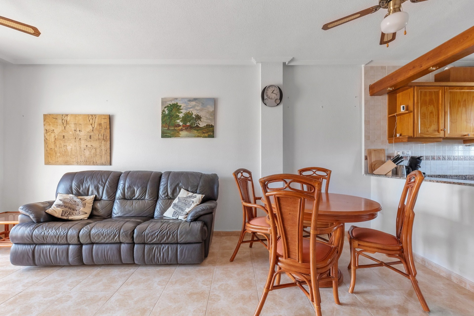 Resale - Apartment / Flat -
Orihuela - Villamartin