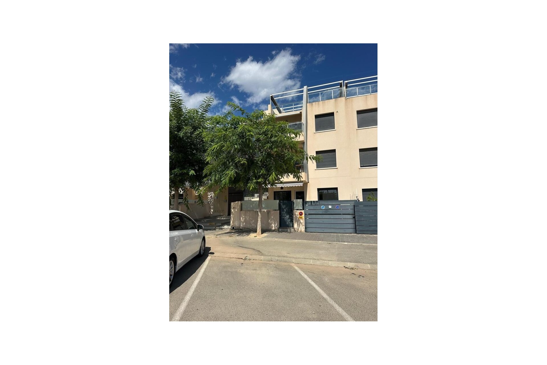Resale - Apartment / Flat -
Pilar de la Horadada - Costa Blanca