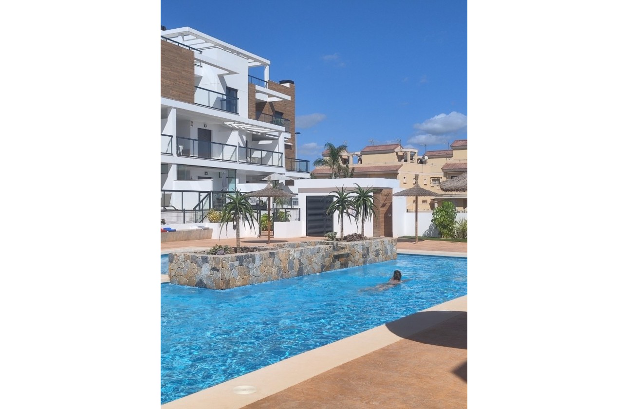 Resale - Apartment / Flat -
Pilar de la Horadada - El Mojón