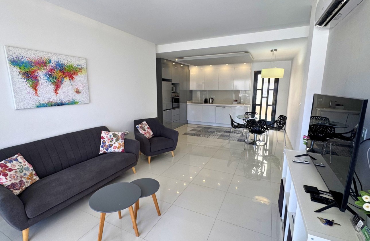 Resale - Apartment / Flat -
Pilar de la Horadada - La Torre de la Horadada
