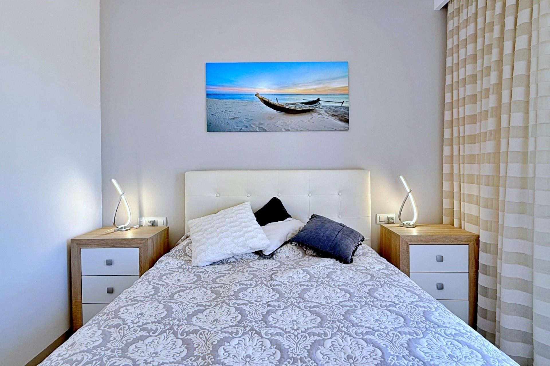 Resale - Apartment / Flat -
Pilar de la Horadada - Torre de la Horadada