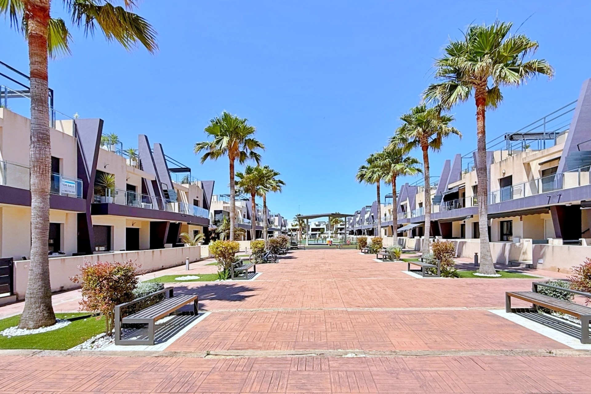 Resale - Apartment / Flat -
Pilar de la Horadada - Torre de la Horadada