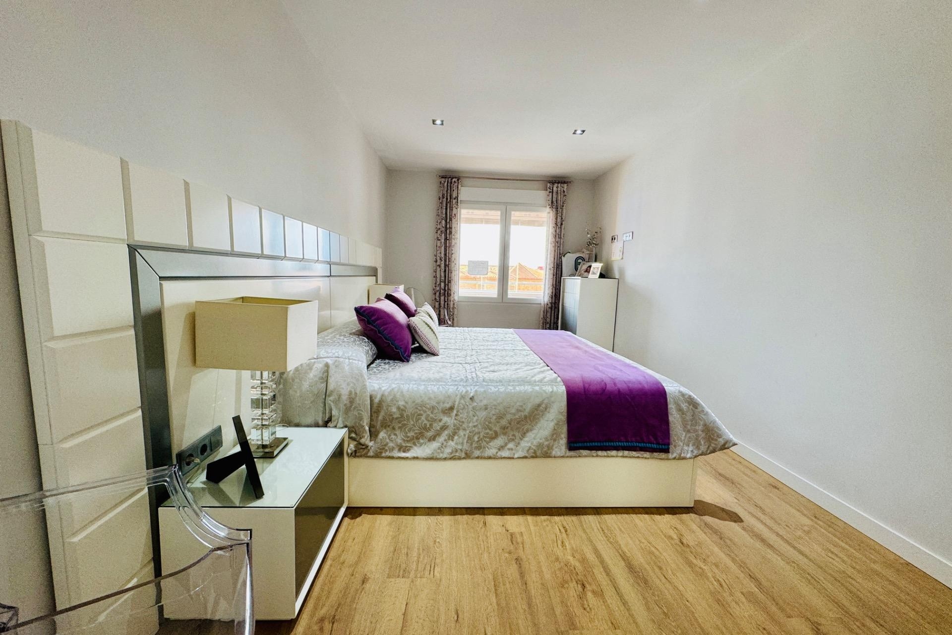 Resale - Apartment / Flat -
Pilar de la Horadada - Zona Pueblo