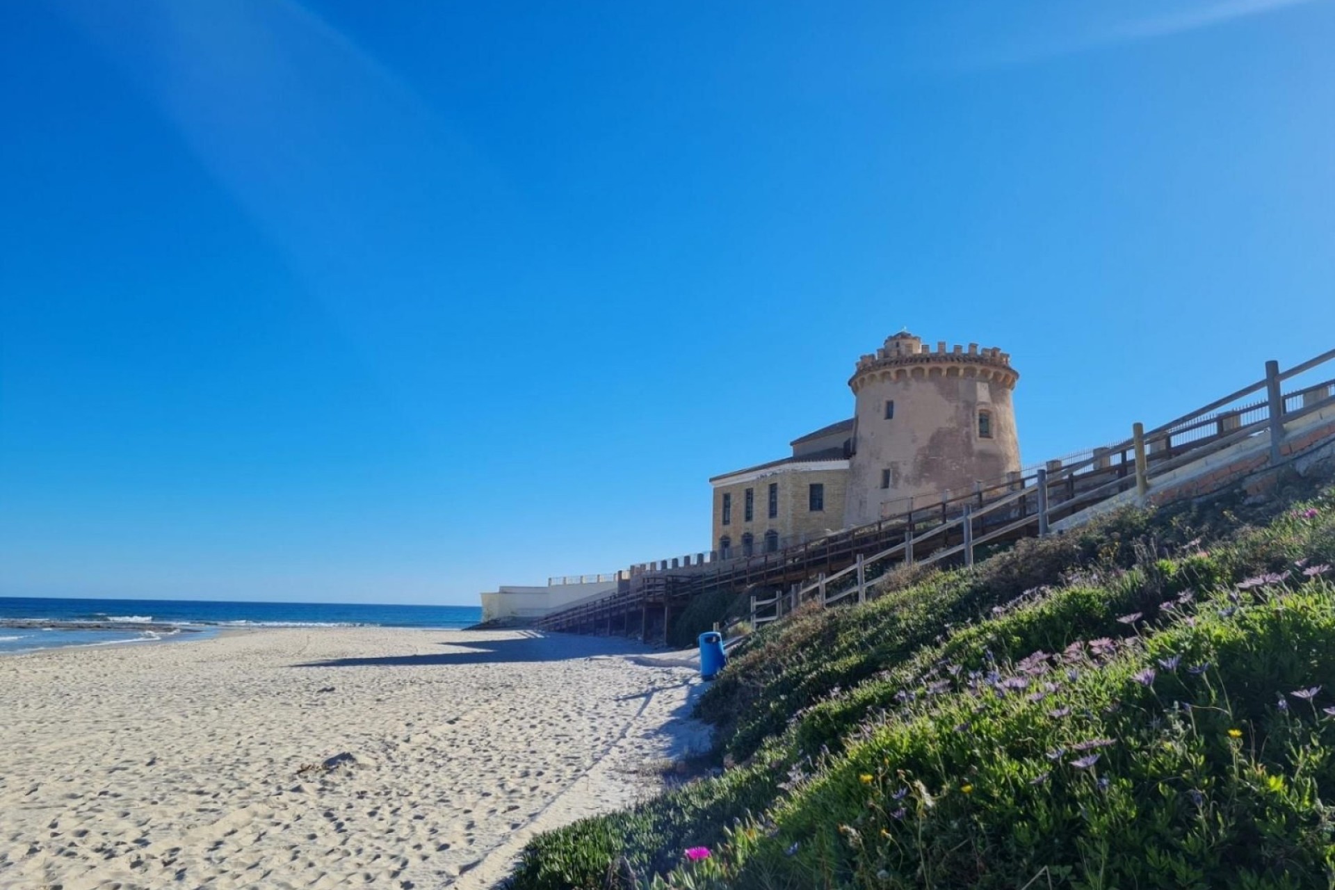 Resale - Apartment / Flat -
Pilar de la Horadada