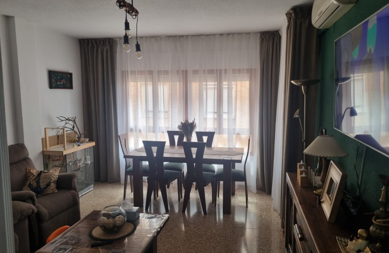 Resale - Apartment / Flat -
Pinoso - Inland