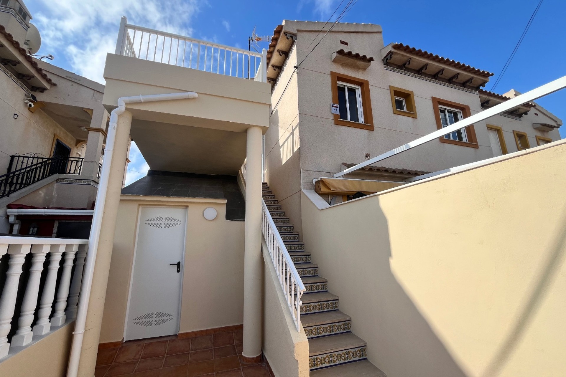 Resale - Apartment / Flat -
Playa Flamenca - Res. San Antonio