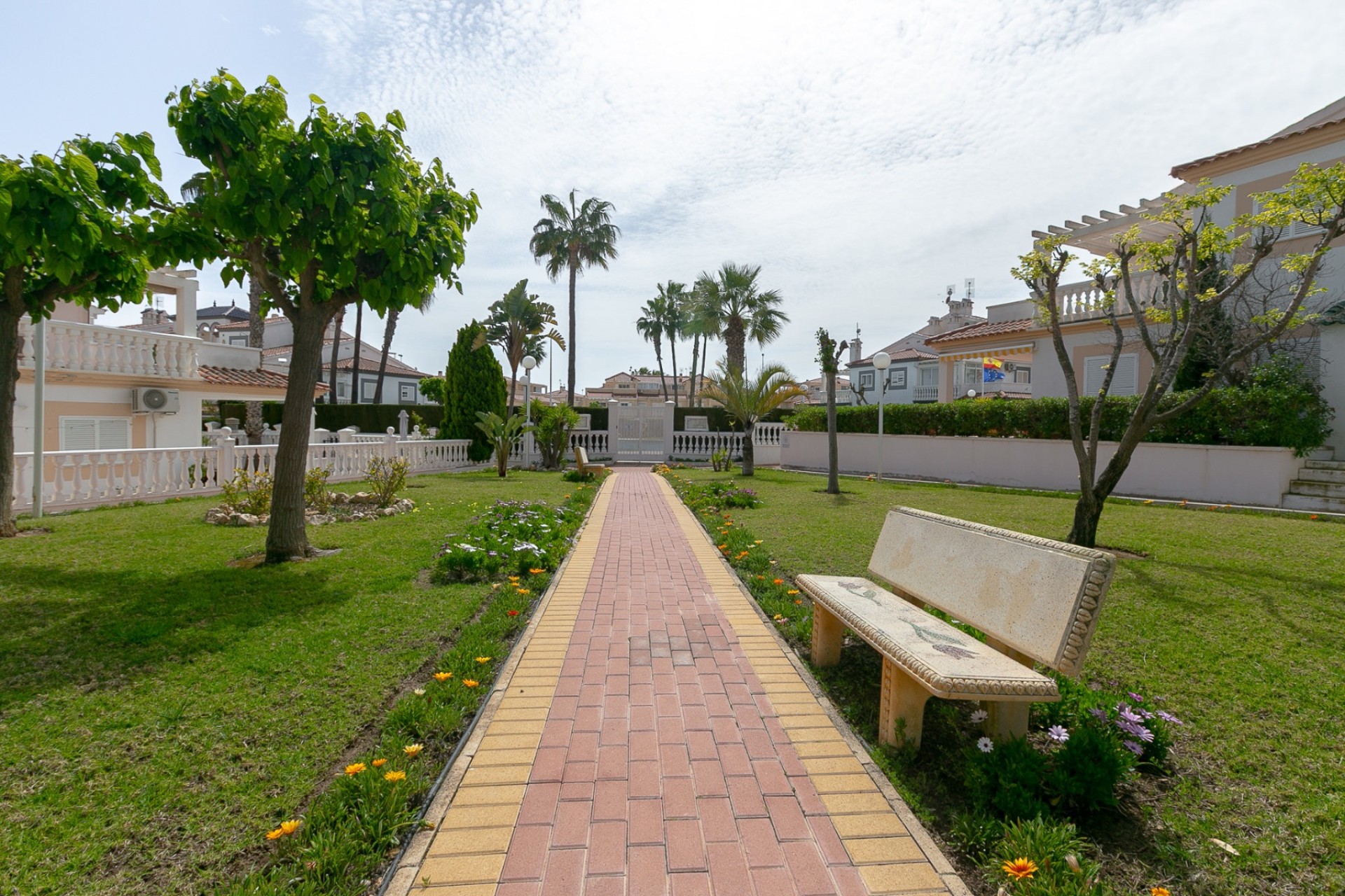 Resale - Apartment / Flat -
Playa Flamenca - Zenia Mar