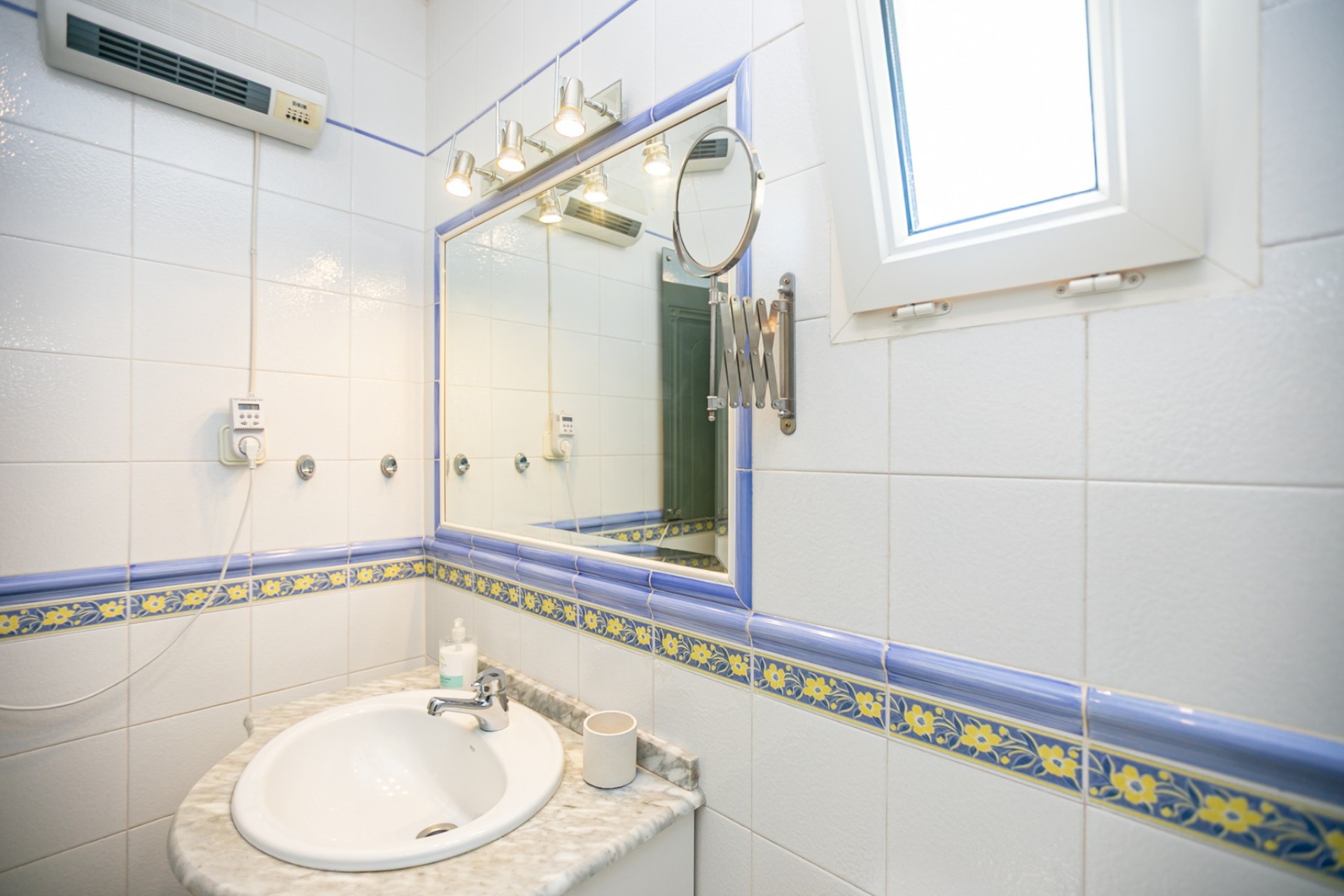 Resale - Apartment / Flat -
Playa Flamenca