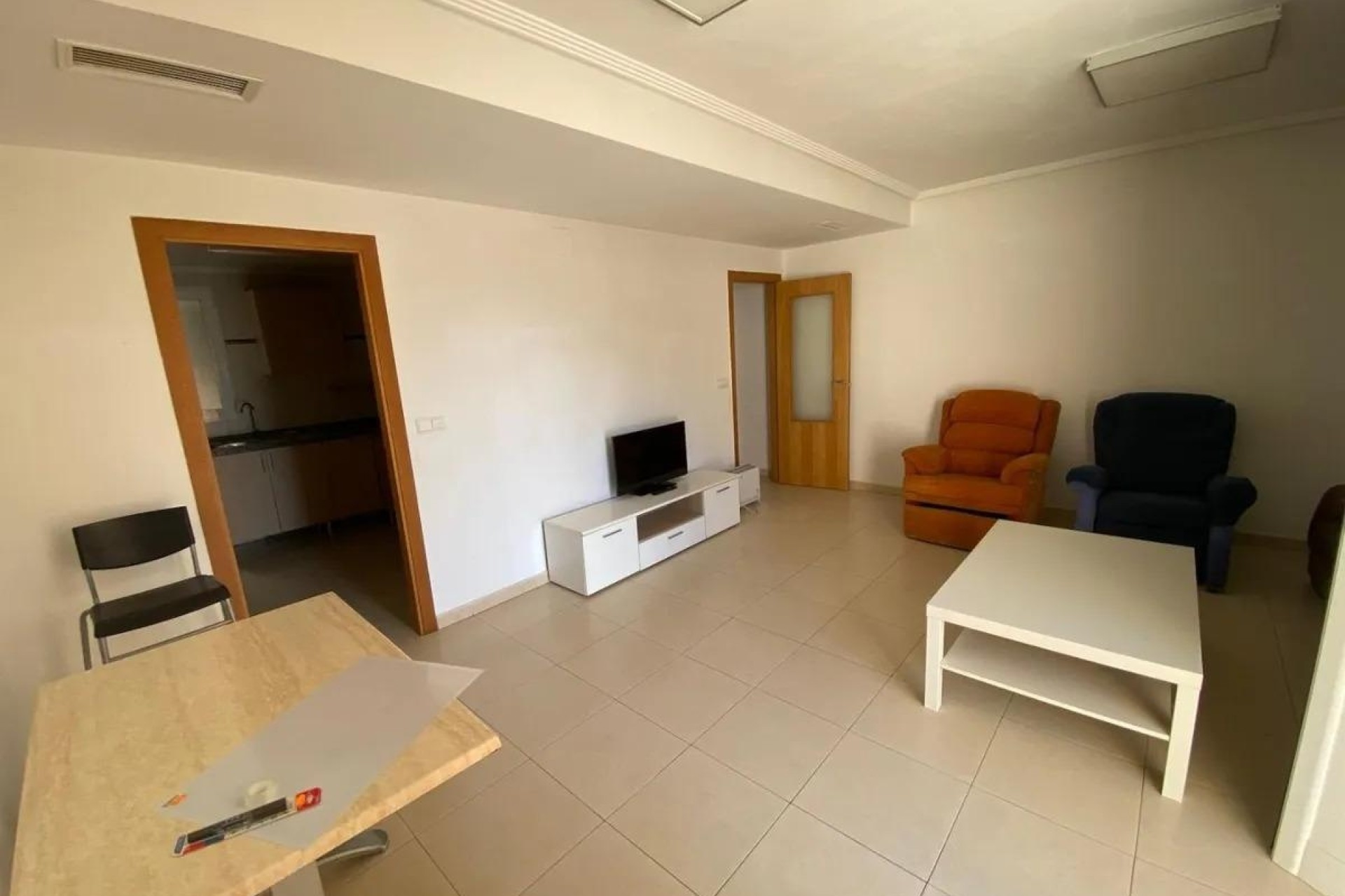 Resale - Apartment / Flat -
Redován - PUEBLO