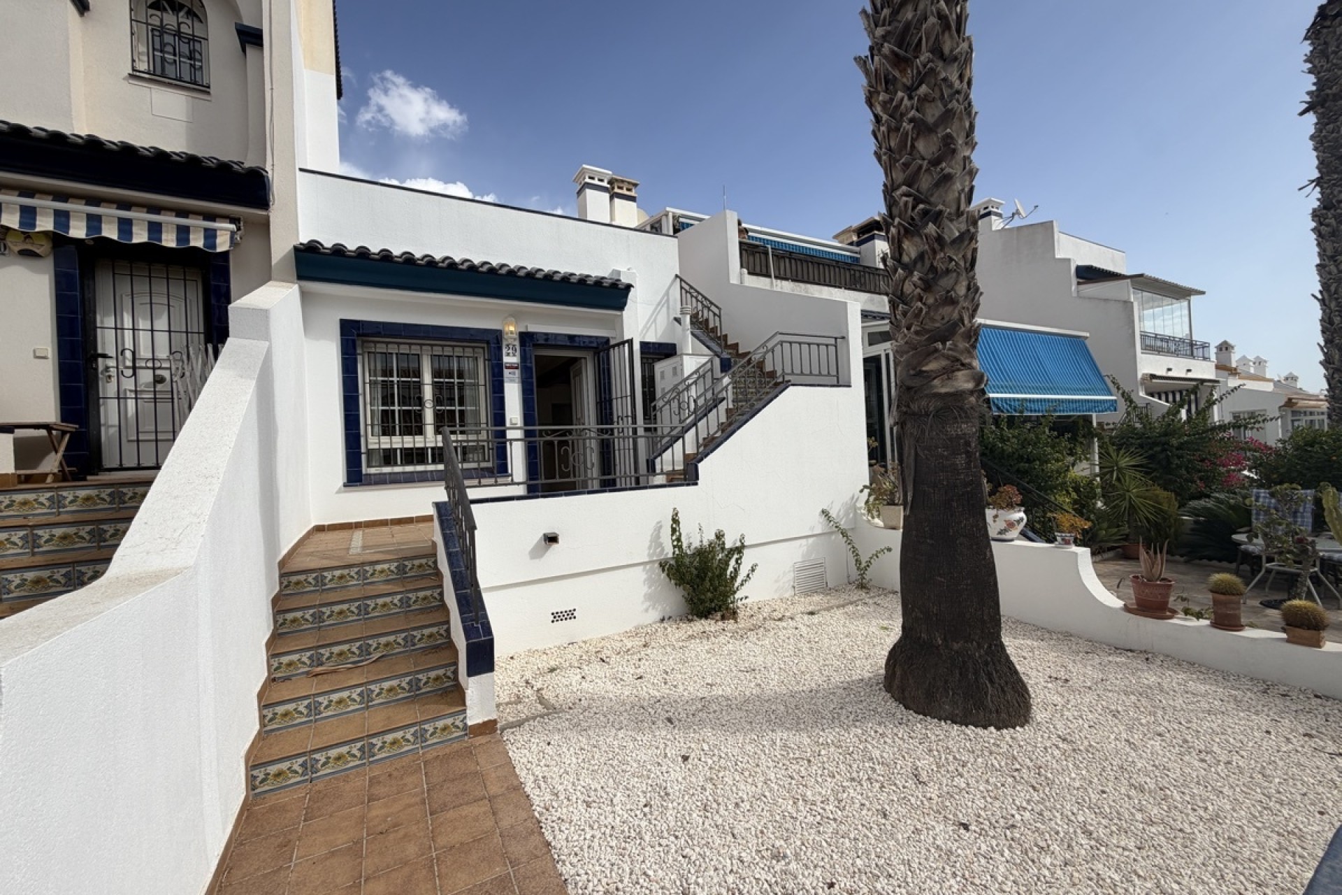 Resale - Apartment / Flat -
Rioja