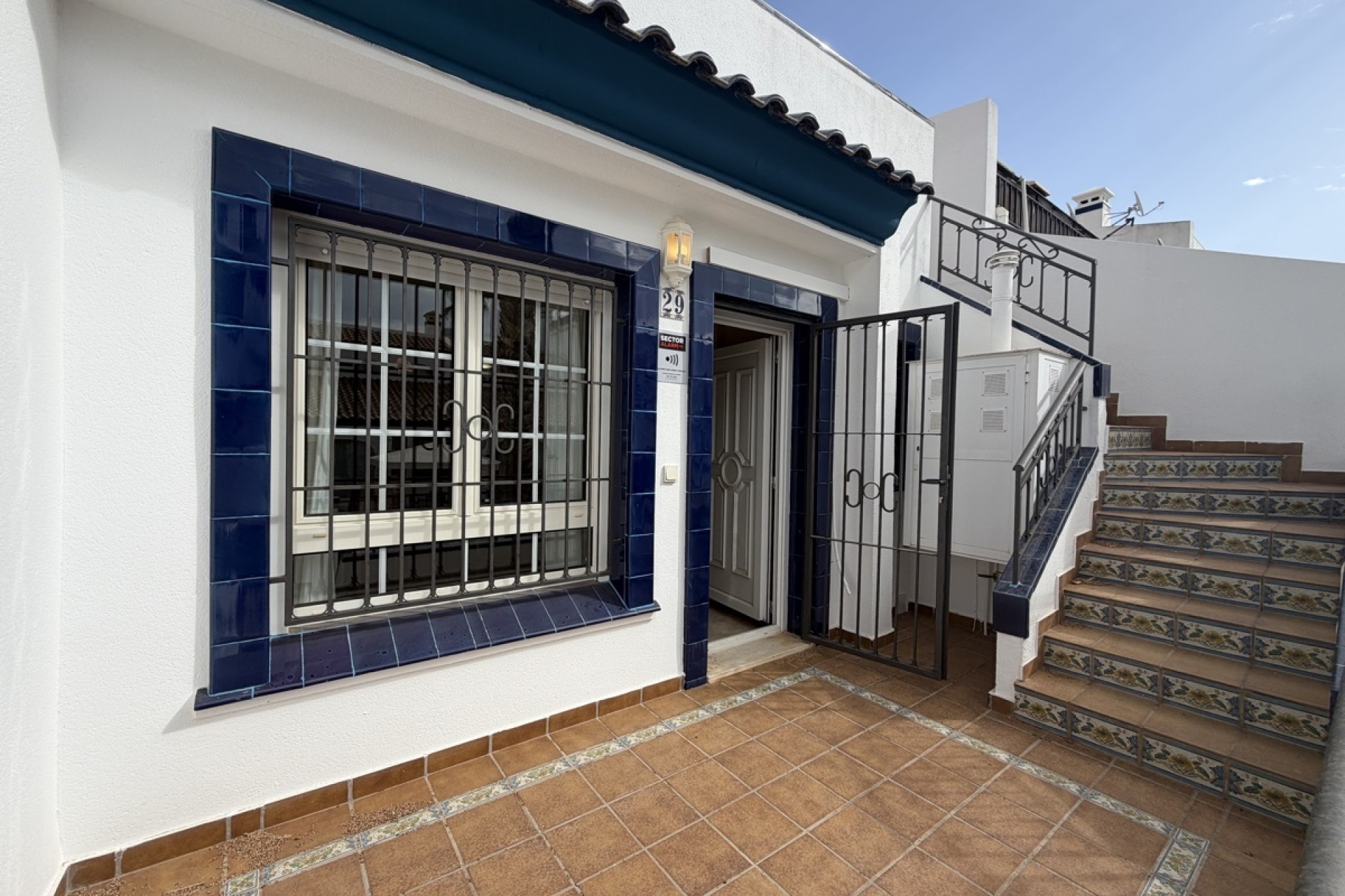 Resale - Apartment / Flat -
Rioja