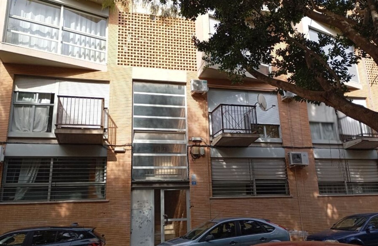 Resale - Apartment / Flat -
Rojales