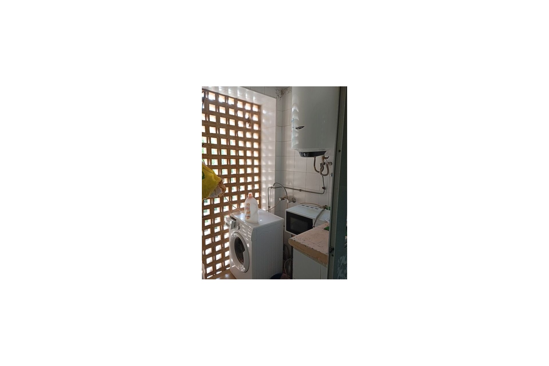 Resale - Apartment / Flat -
Rojales