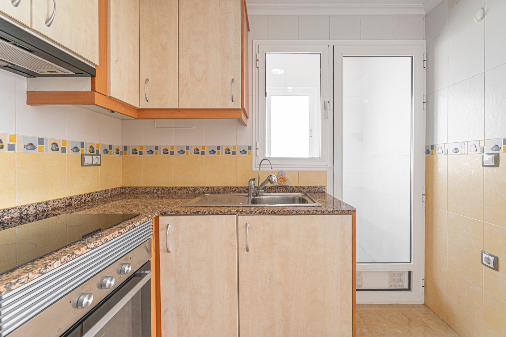 Resale - Apartment / Flat -
Rojales