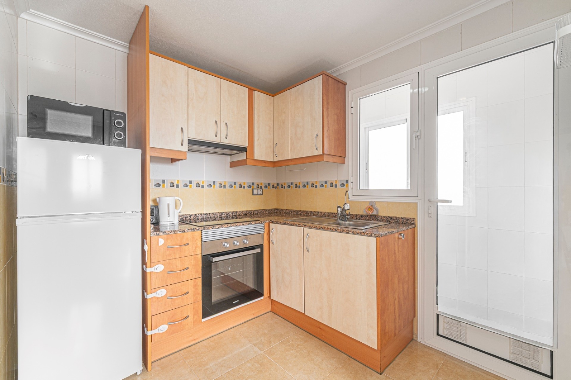 Resale - Apartment / Flat -
Rojales