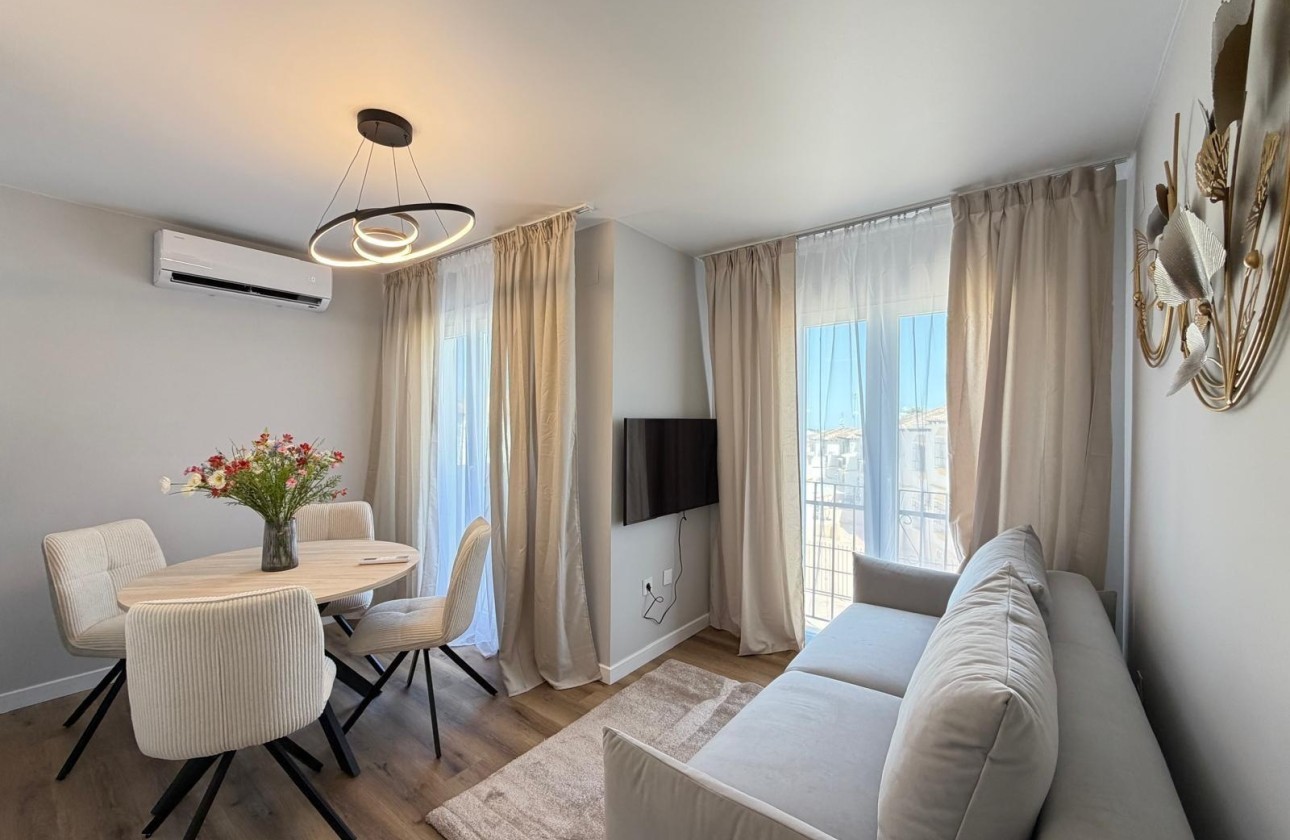 Resale - Apartment / Flat -
San Miguel de Salinas - Blue Lagoon