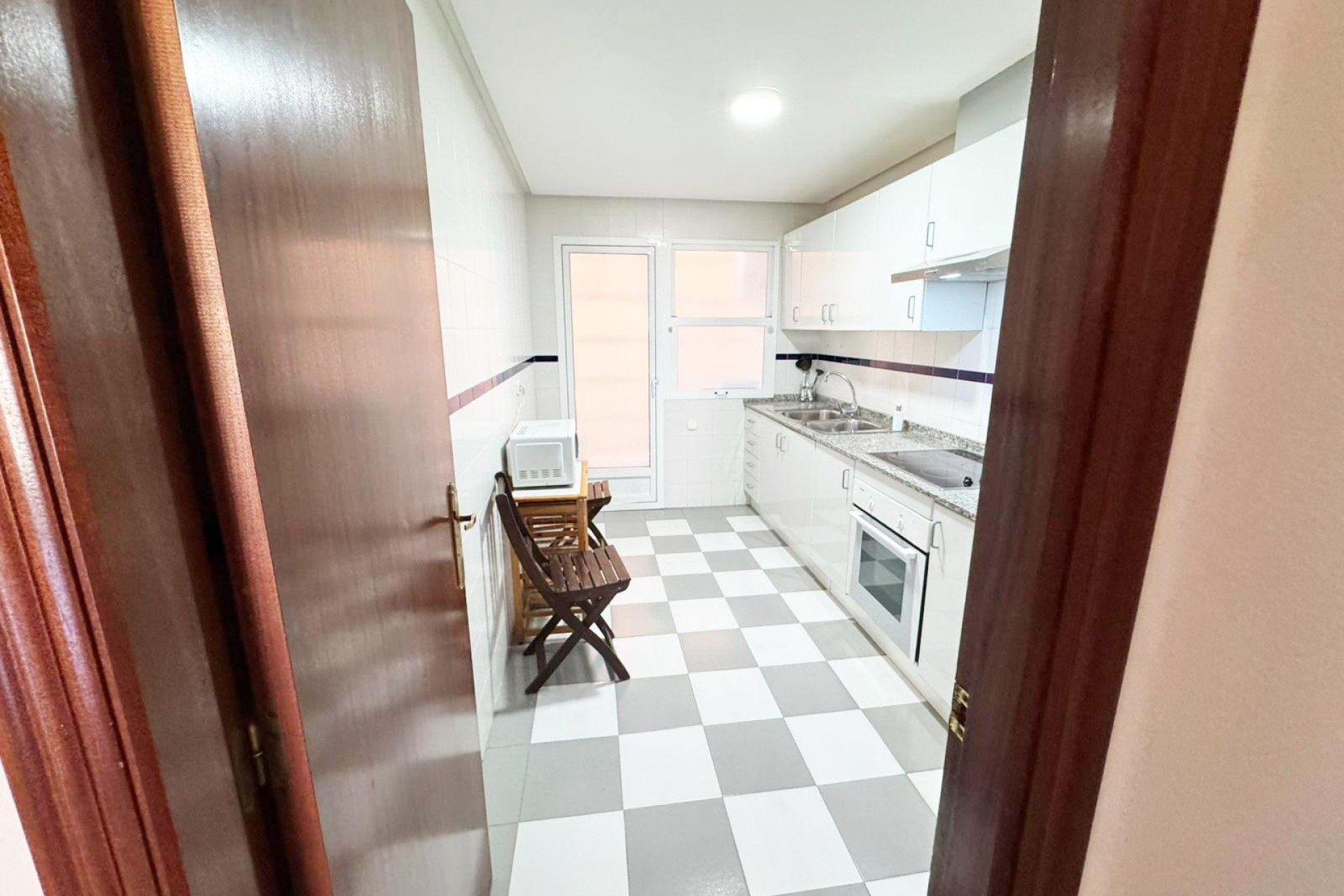 Resale - Apartment / Flat -
San Miguel de Salinas - Inland
