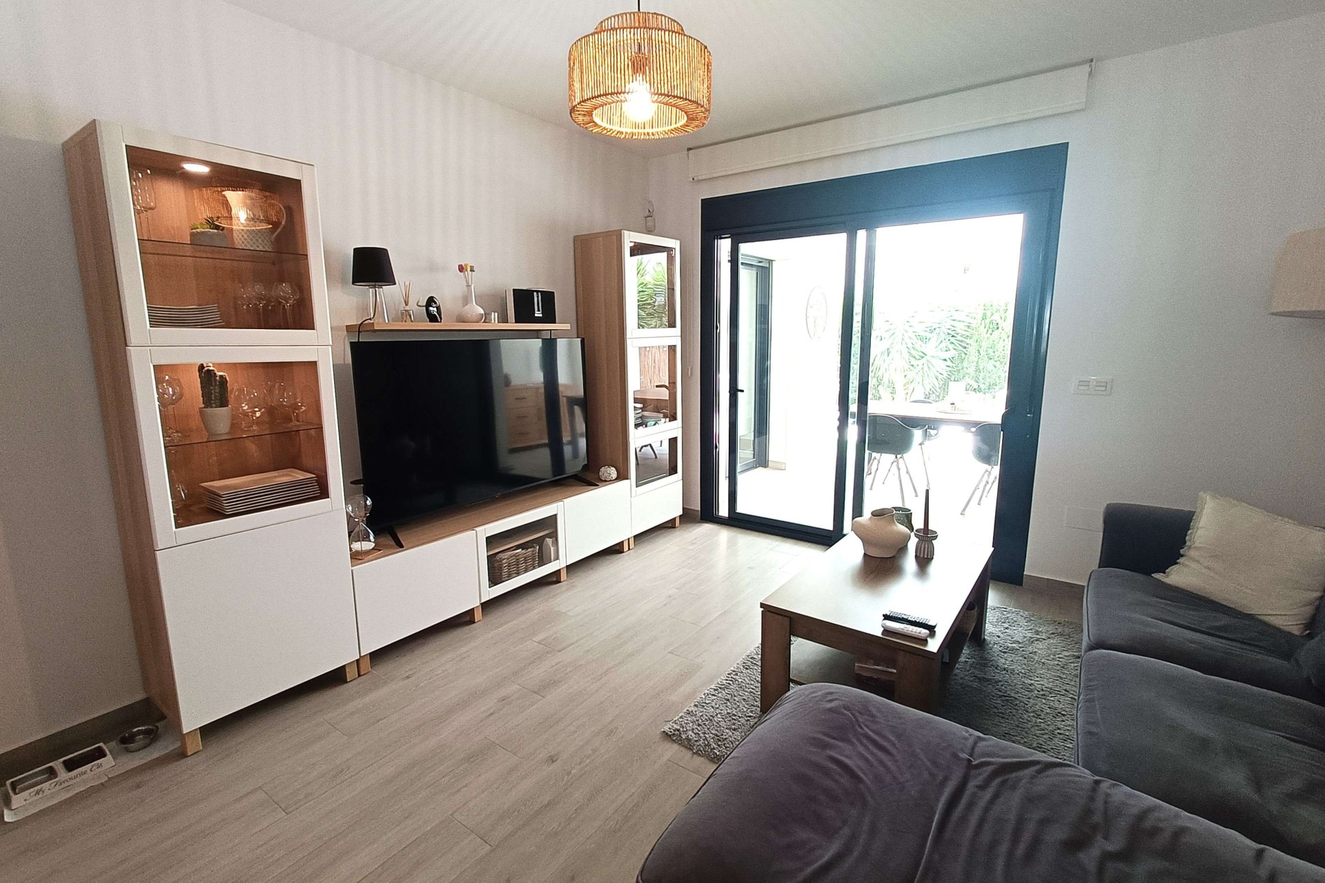 Resale - Apartment / Flat -
San Miguel de Salinas - Las Comunicaciones