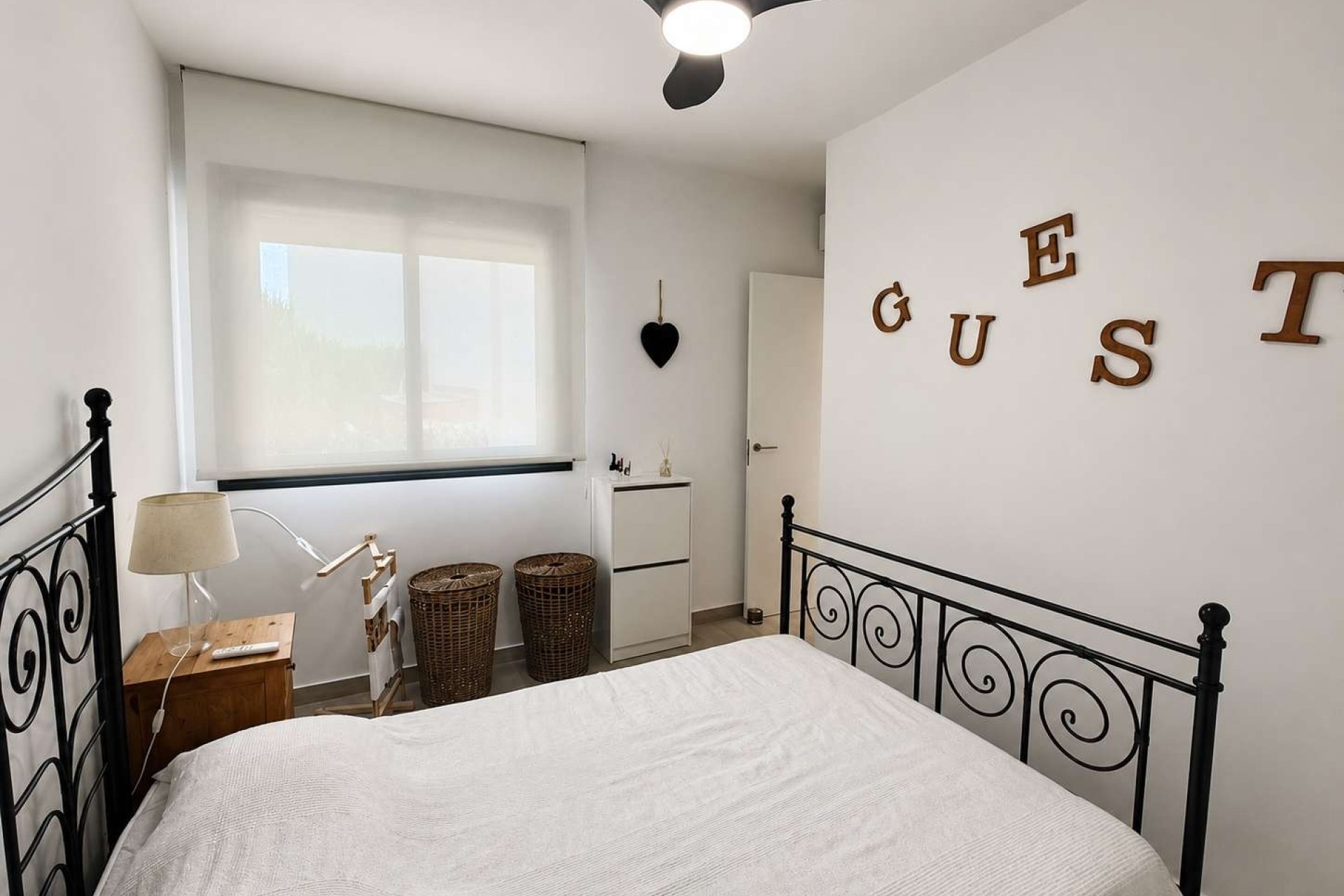 Resale - Apartment / Flat -
San Miguel de Salinas - Las Comunicaciones