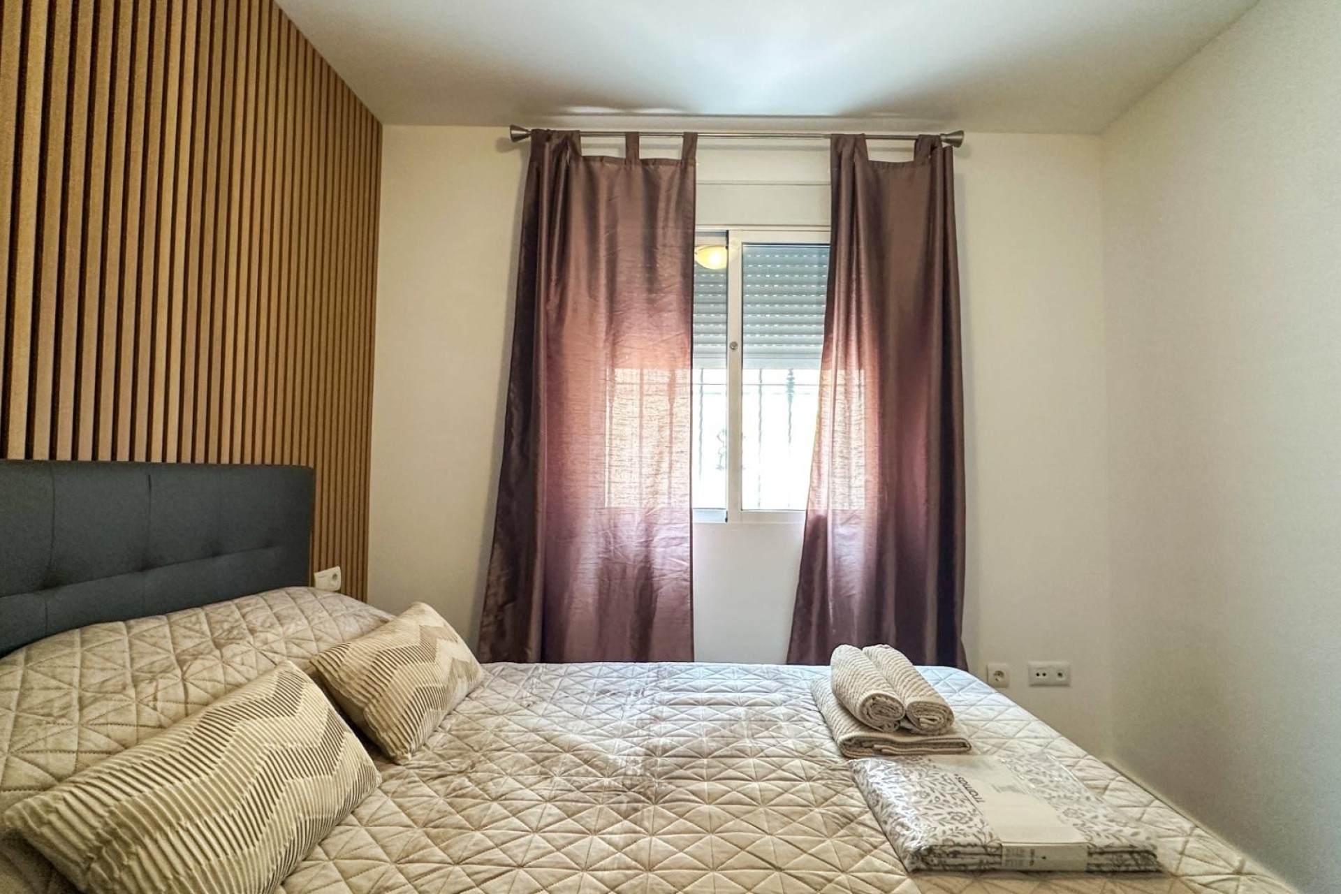 Resale - Apartment / Flat -
San Miguel de Salinas - Las filipinas